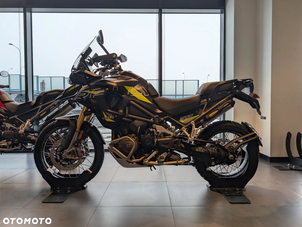 Triumph Tiger - 3
