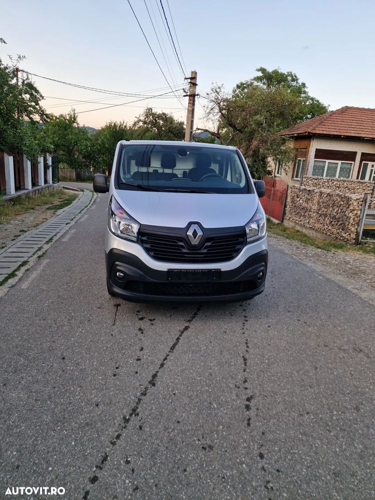 Renault Trafic - 1