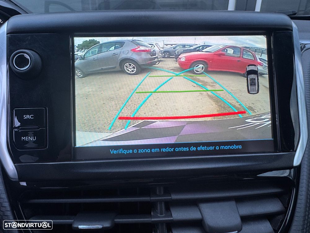 Peugeot 2008 PureTech 110 GPF Stop&Start EAT6 Allure - 17