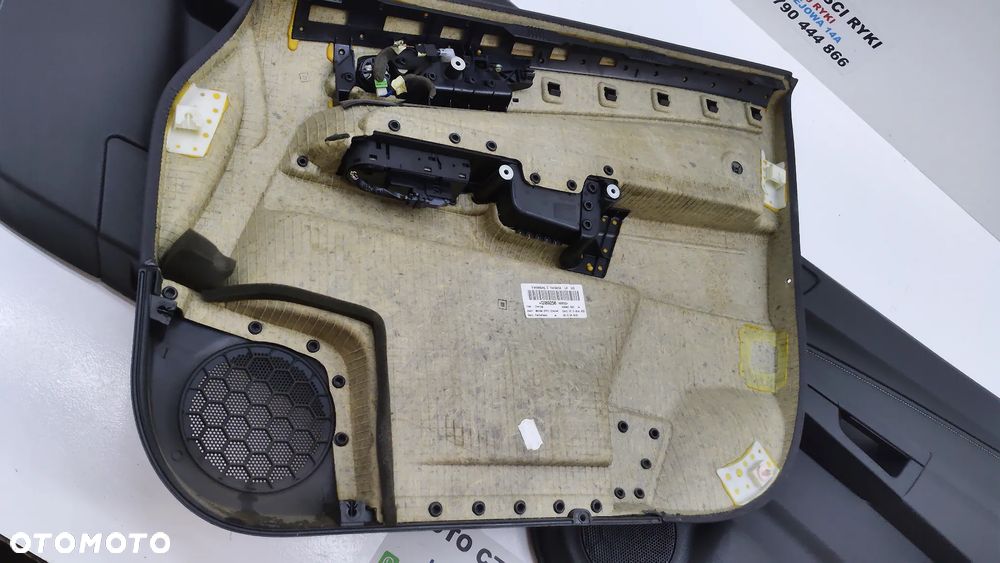 Opel Zafira B Boczki Drzwi Przód Tył - 9