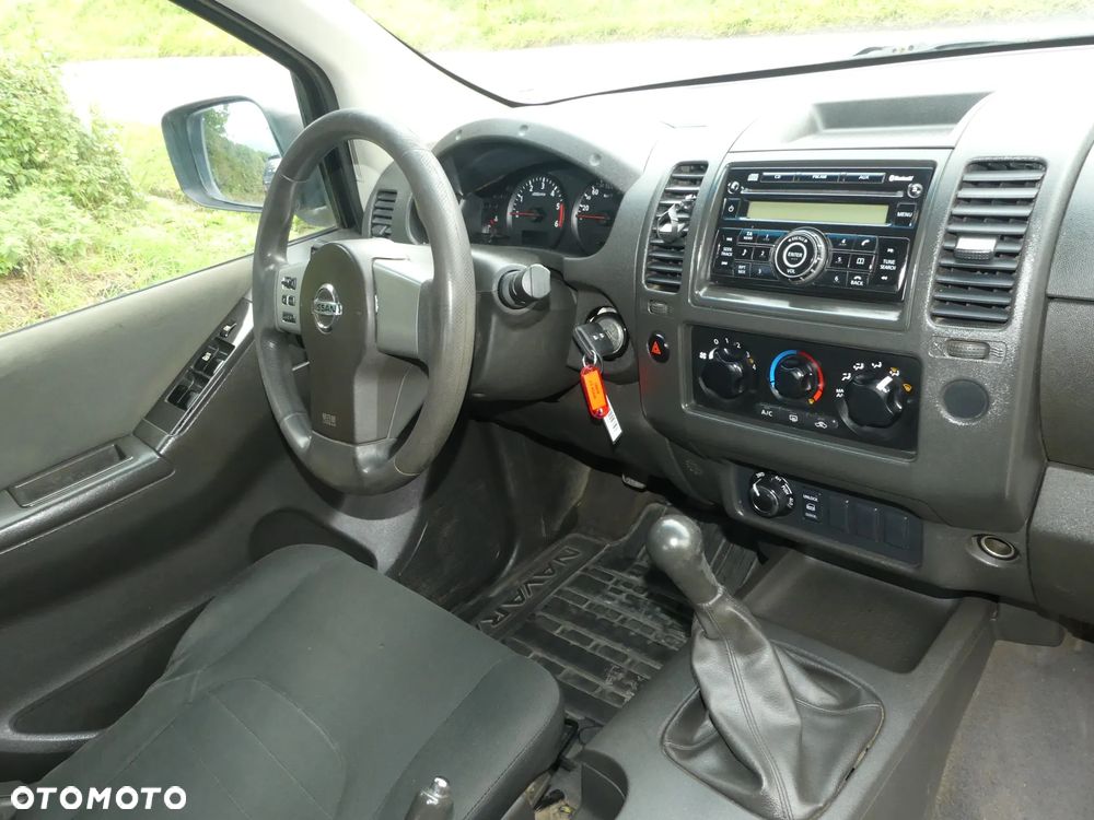 Nissan Navara 2.5 D XE 140 - 21
