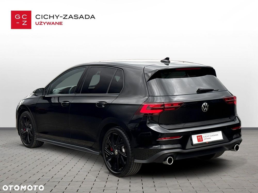 Volkswagen Golf - 4