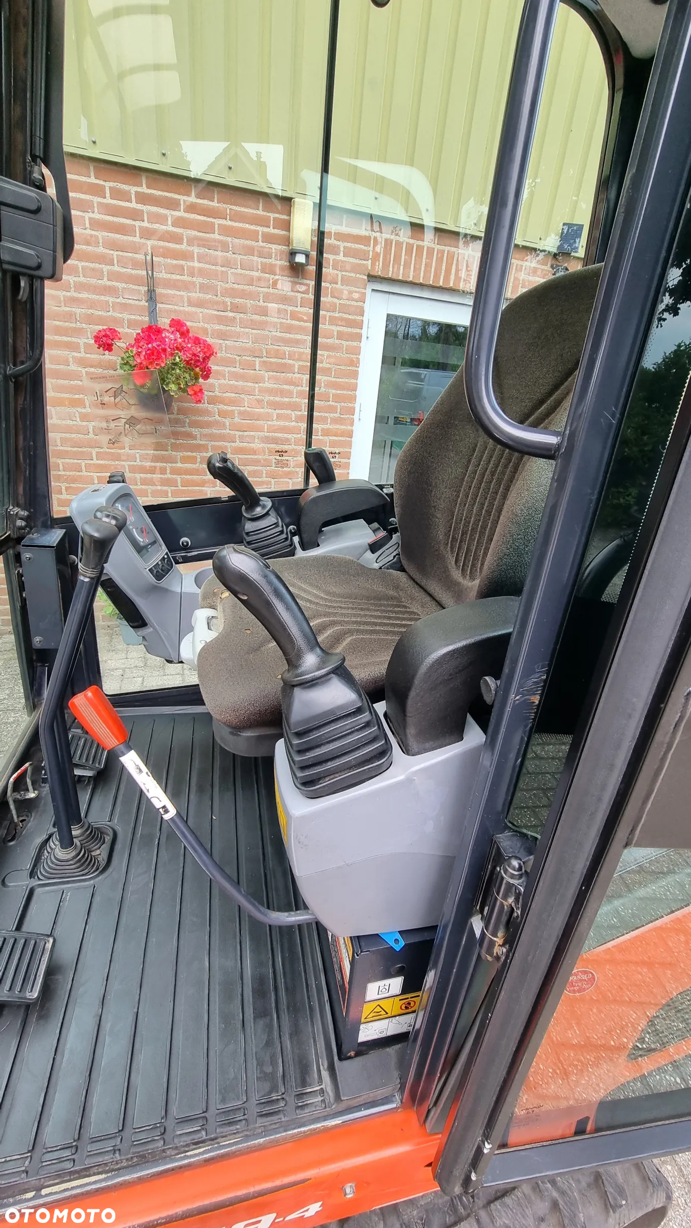 Kubota KX019-4 - 11