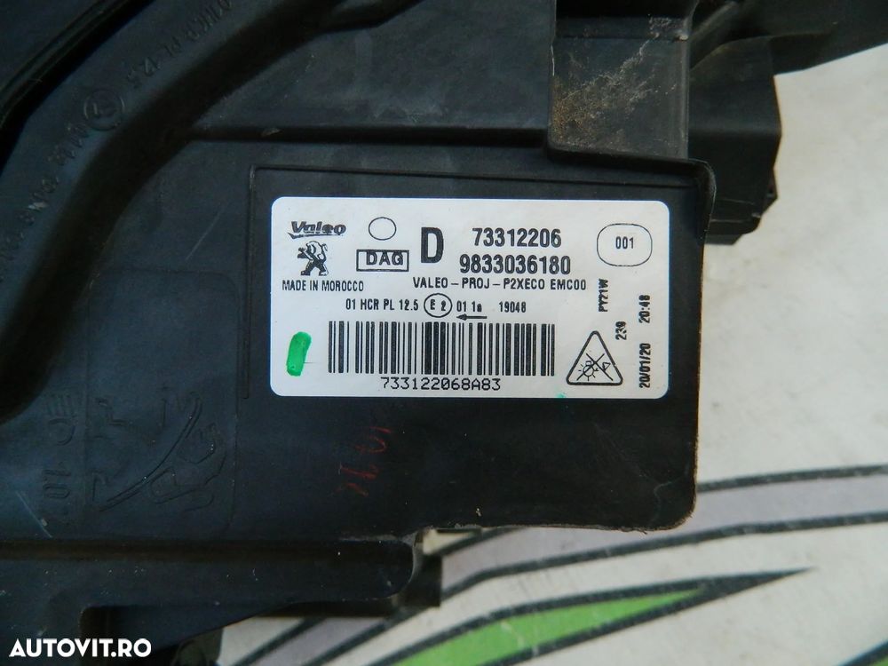 Far dreapta Full LED Peugeot 2008, 208 model 2019-2020 cod 9833036180 - 5
