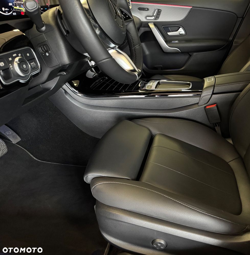 Mercedes-Benz Klasa A 200 Progressive 7G-DCT - 14