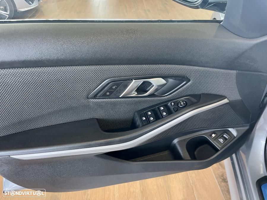 BMW 330 e Corporate Edition Auto - 34