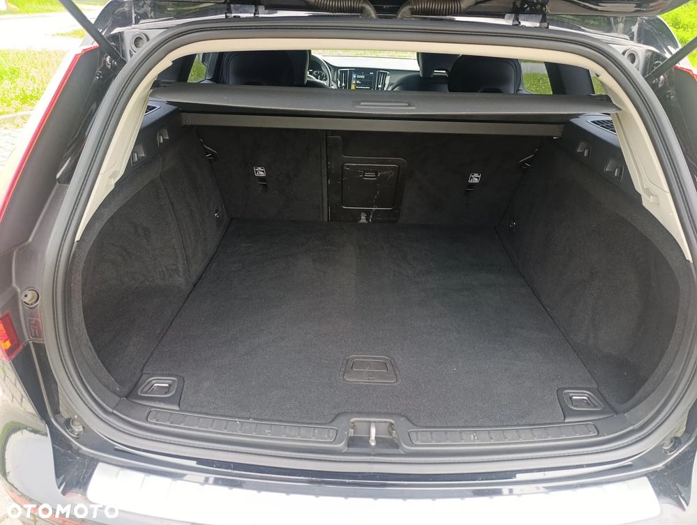 Volvo V60 D3 AWD Geartronic Momentum - 16