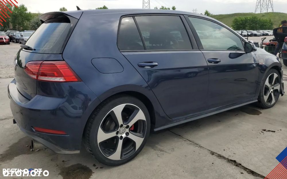 Volkswagen Golf GTI BlueMotion Technology - 3