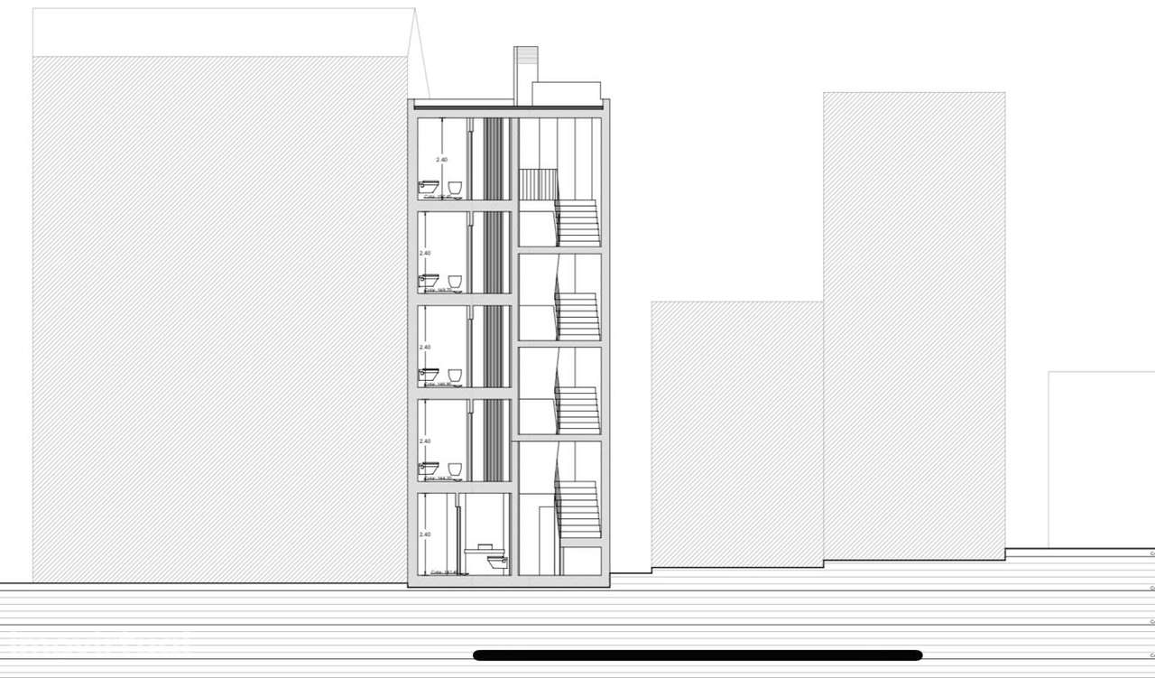 Prédio antigo no centro do Porto com projeto - Grande imagem: 5/11