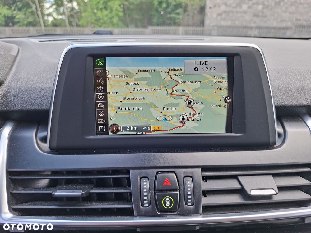 BMW Seria 2 218d Sport-Aut - 28
