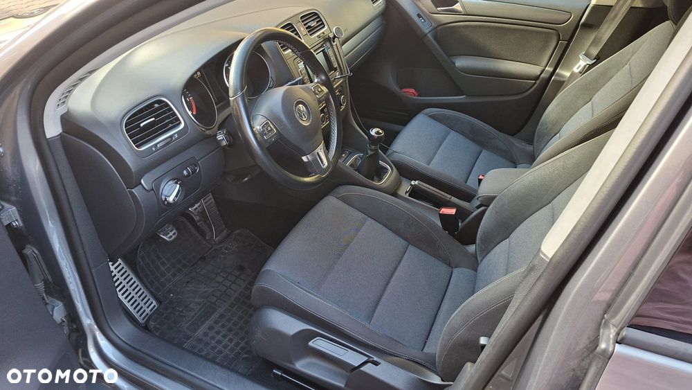 Volkswagen Golf - 9