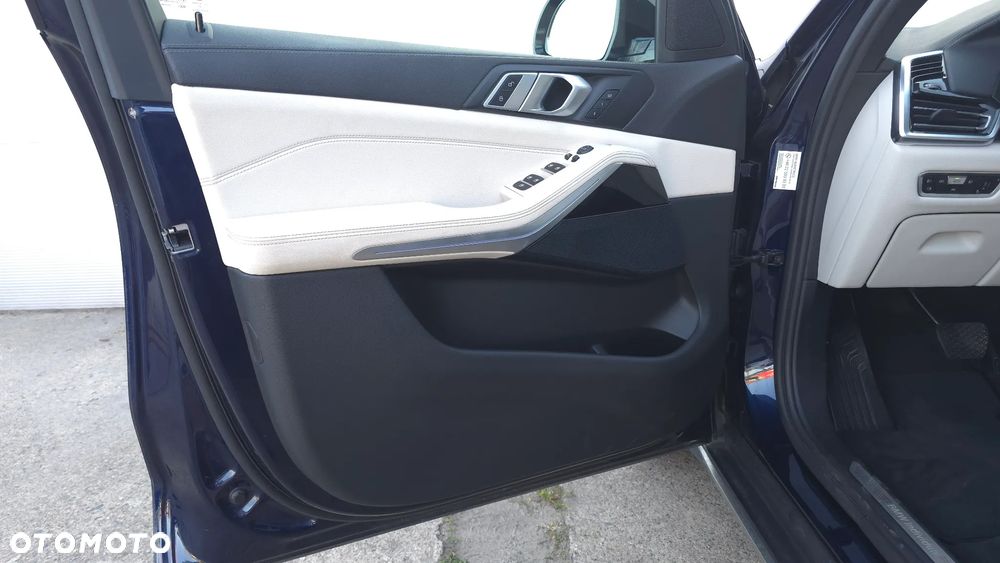 BMW X5 - 16