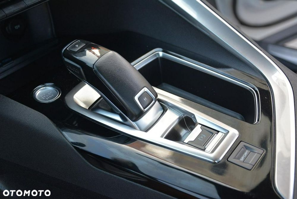 Peugeot 5008 BlueHDi 180 EAT6 GT - 35