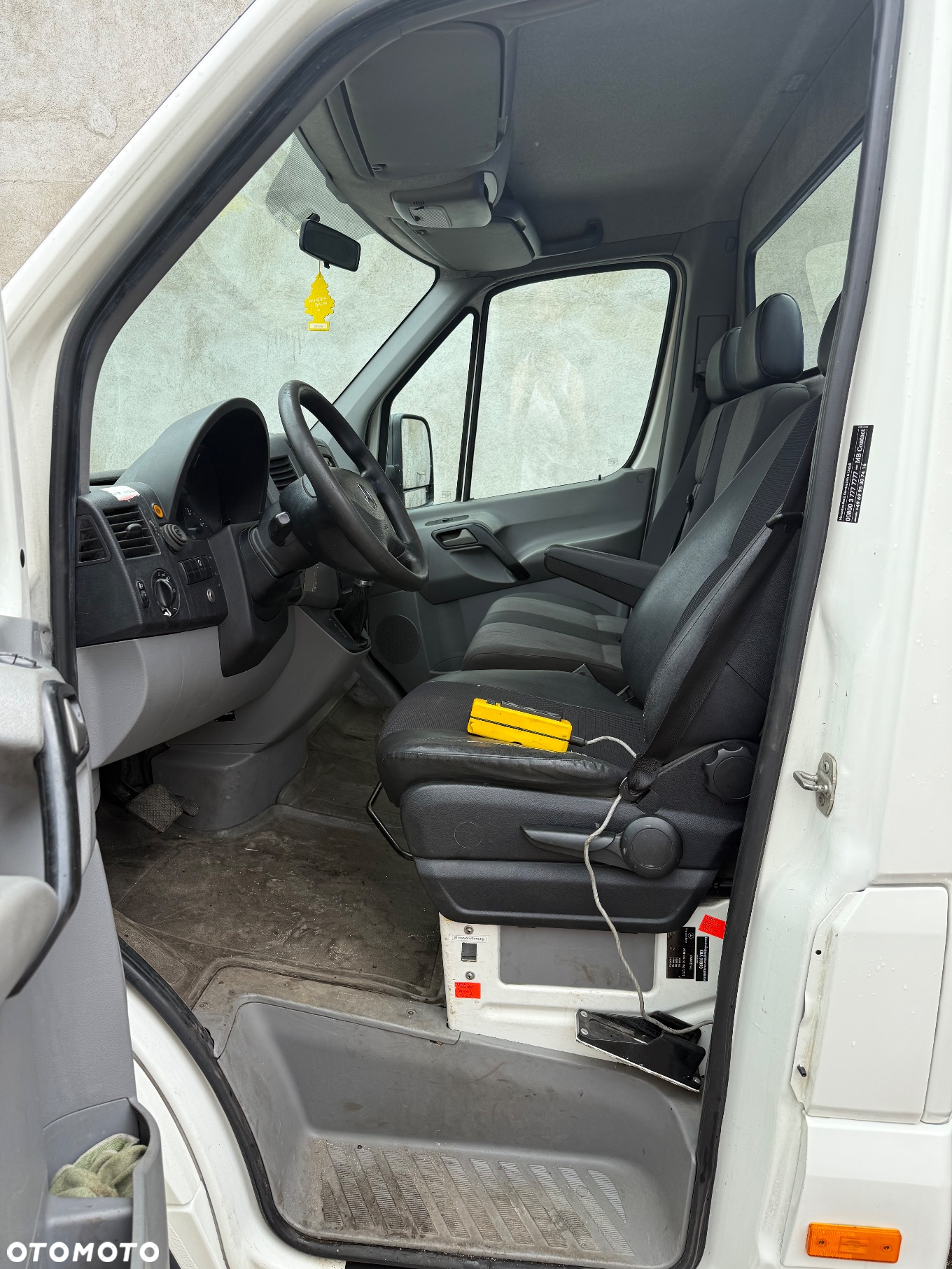 Mercedes-Benz Sprinter - 7