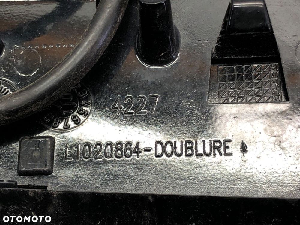 SPOILER  CITROEN C4 II (NC_) 2009 - 2022 1.6 VTi 120 88 kW [120 KM] benzyna 2009 - 2016 - 5