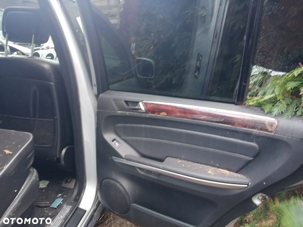 Mercedes-Benz GL - 8