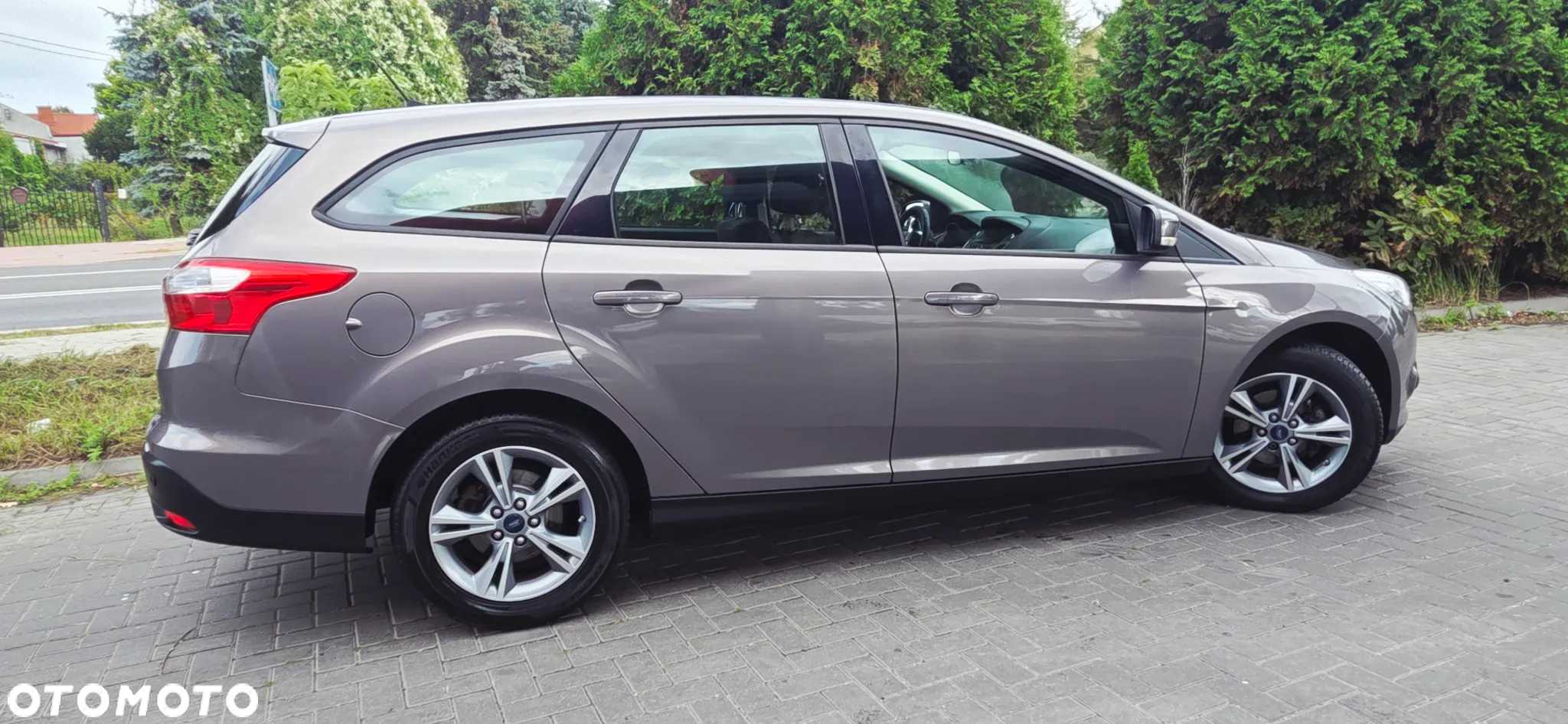 Ford Focus - 13