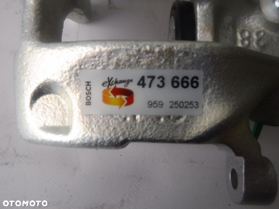 peugeot 405 zacisk hamulca hamulcowy lewy tył tylny corrado passat ibiza scirocco ibiza golf 3 - 4