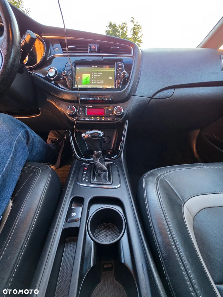 Kia Ceed 1.6 CRDi L Business Line DCT - 21