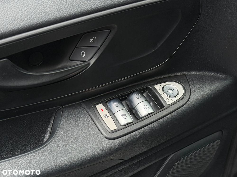 Mercedes-Benz Vito - 10