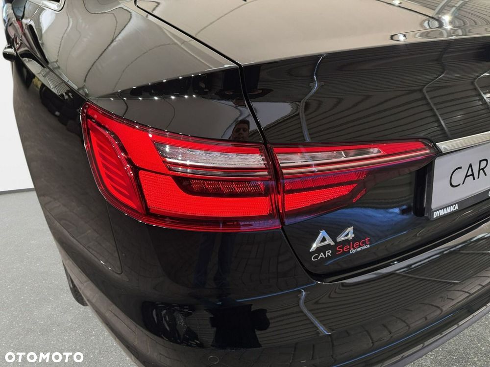 Audi A4 Limousine - 12