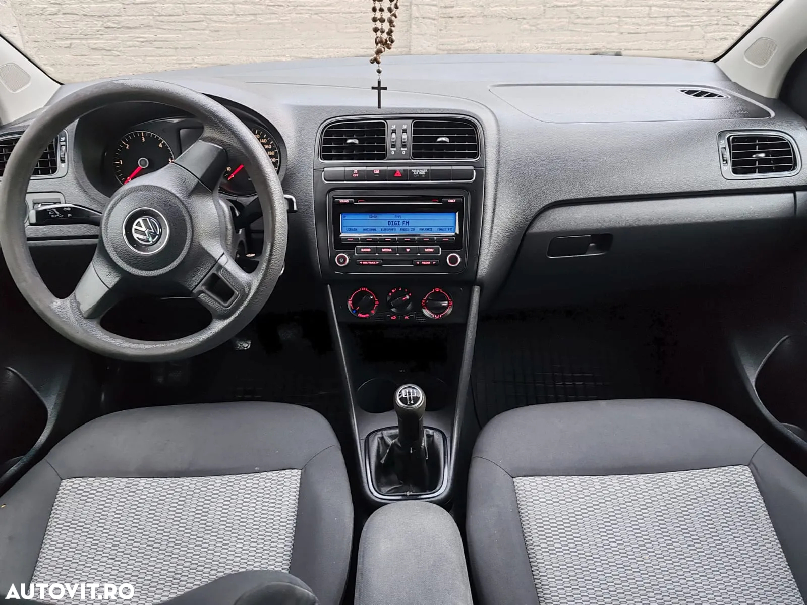 Volkswagen Polo - 5