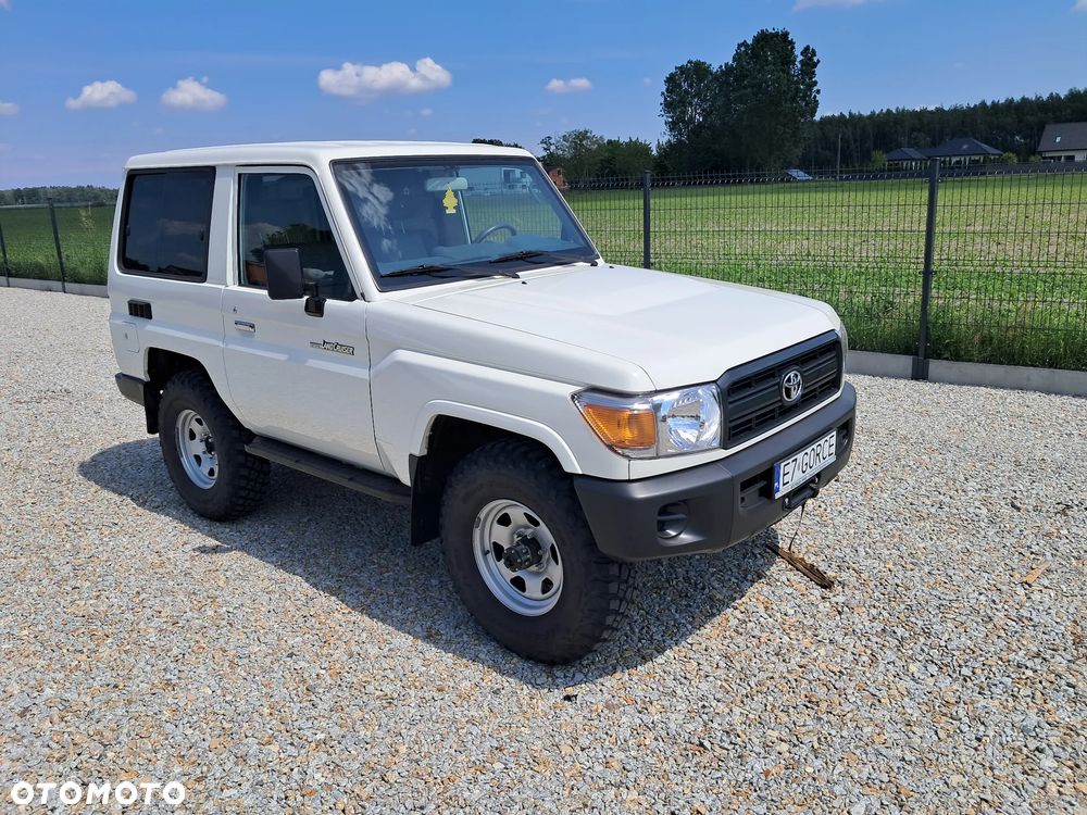Toyota Land Cruiser LJ70 - 1
