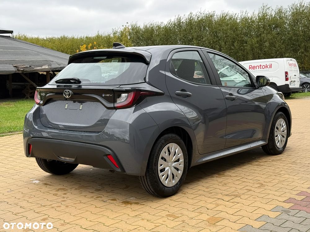 Toyota Yaris - 6