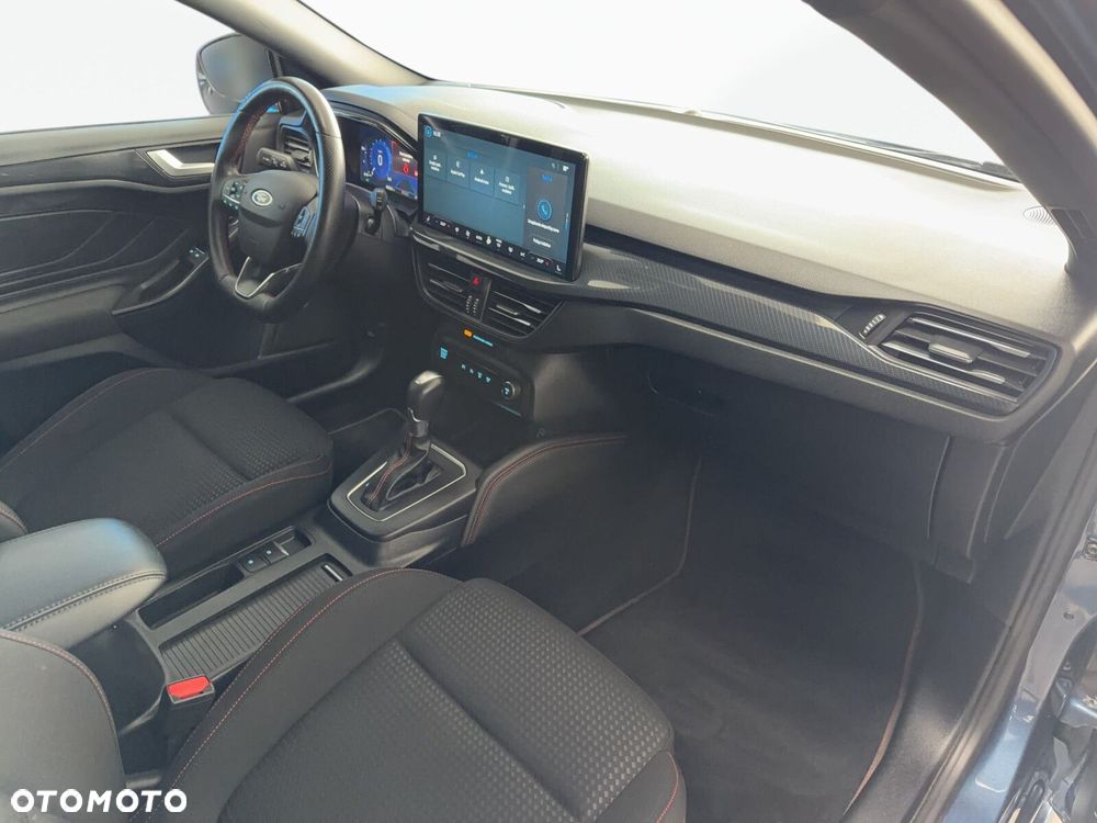 Ford Focus - 35