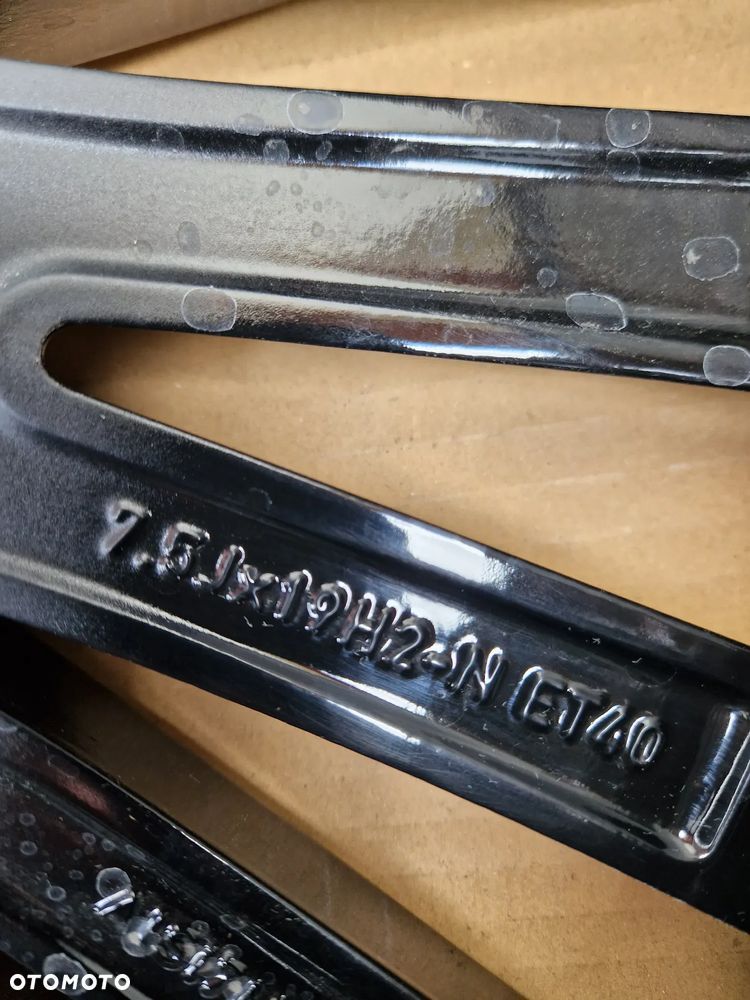 FELGA MERCEDES  C-KLASA W206 7,5Jx19h2-N, ET40, 5x112 - NOWA ORYGINALNA AMG - 11