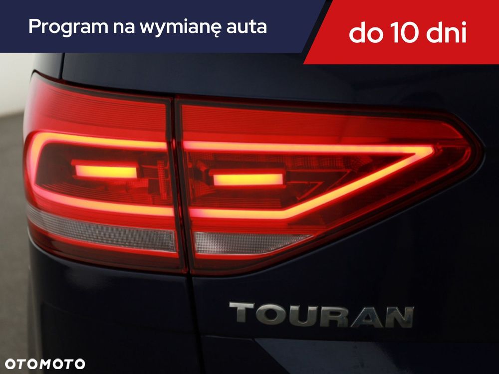 Volkswagen Touran - 26