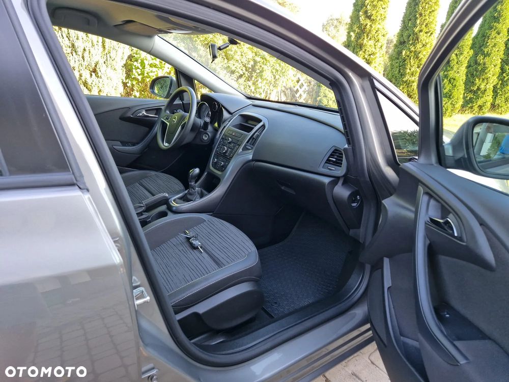 Opel Astra 1.6 Active EU6 - 21