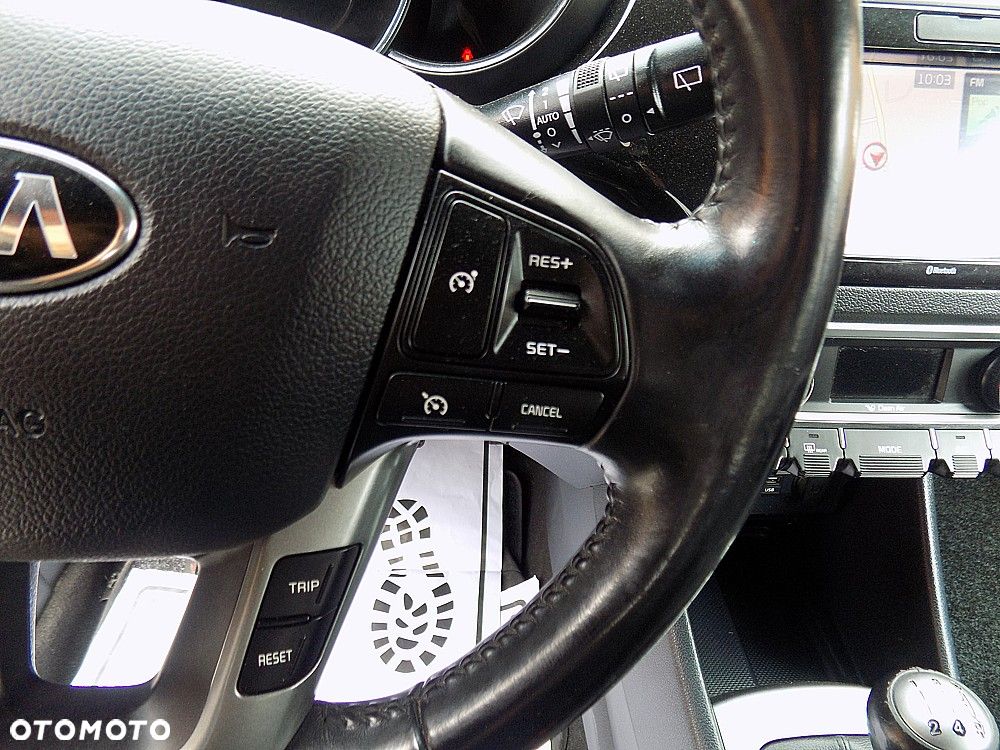 Kia Rio 1.2 Dream Team Edition - 12