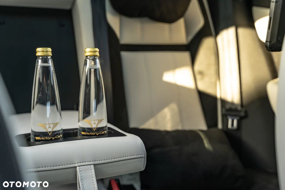 Land Rover Range Rover Velar 3.0d R-Dynamic SE - 35