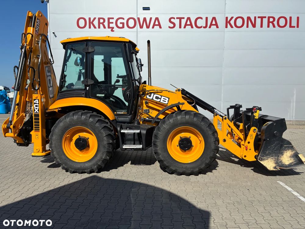 JCB 4CX PRO AEC POWERSLIDE - 4