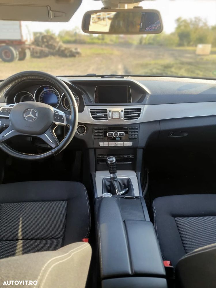 Mercedes-Benz E 250 CDI - 4