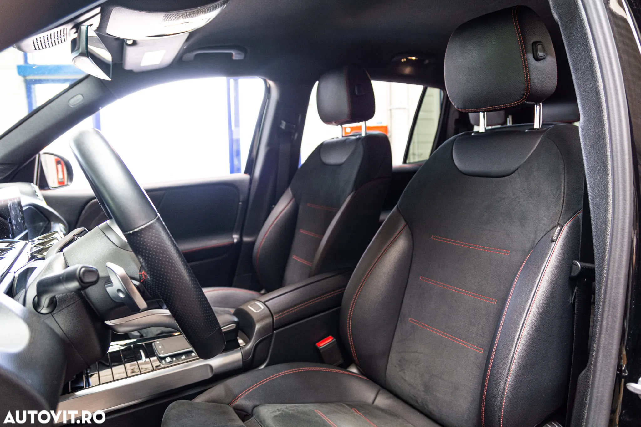 Mercedes-Benz GLB 200 d 8G-DCT AMG Line - 6