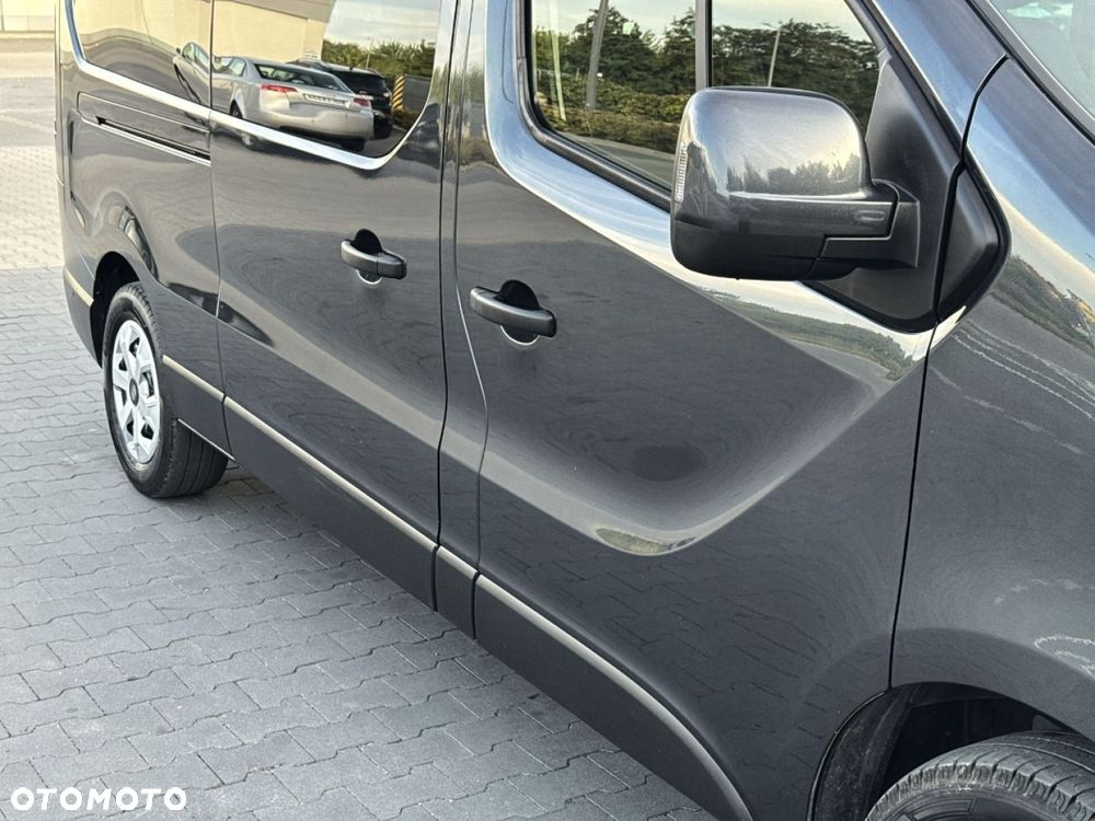 Renault Trafic - 22