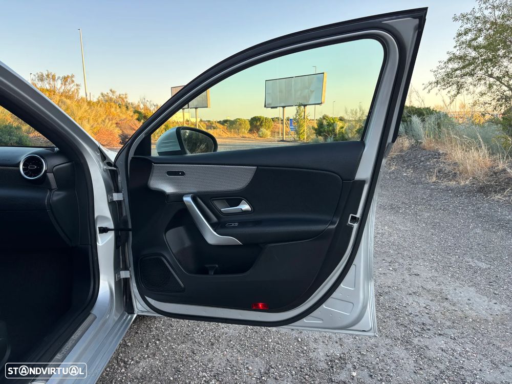 Mercedes-Benz A 180 d 7G-DCT Progressive - 29