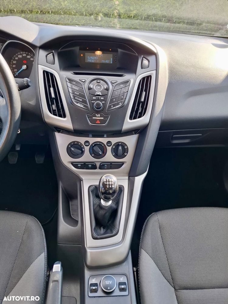 Ford Focus 1.0 EcoBoost ST-Line - 10