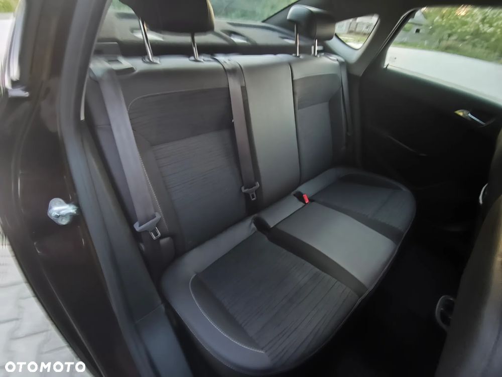 Opel Astra - 12