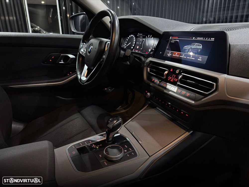 BMW 330 e Corporate Edition Auto - 34