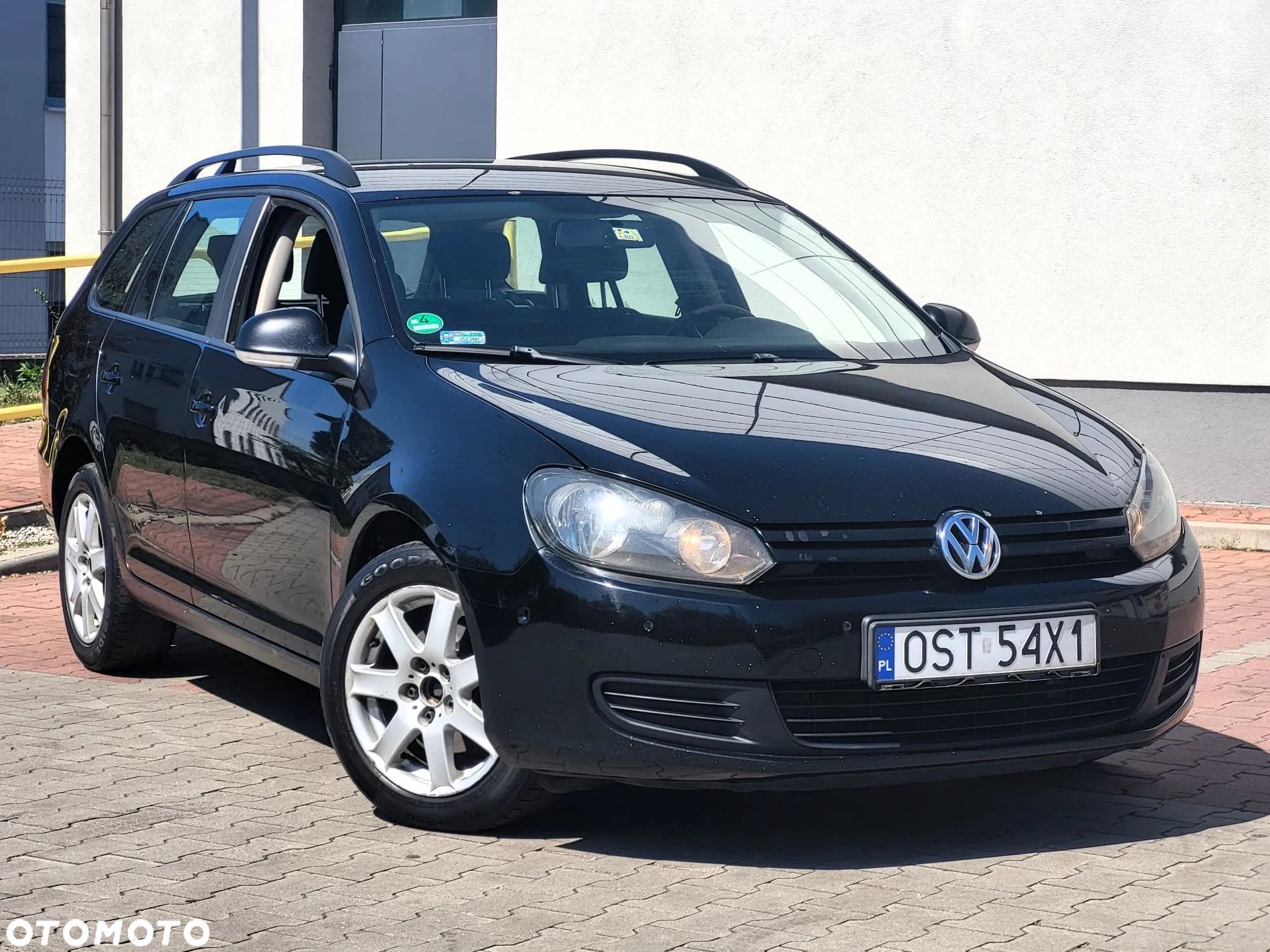 Volkswagen Golf VI 1.6 TDI Comfortline - 1