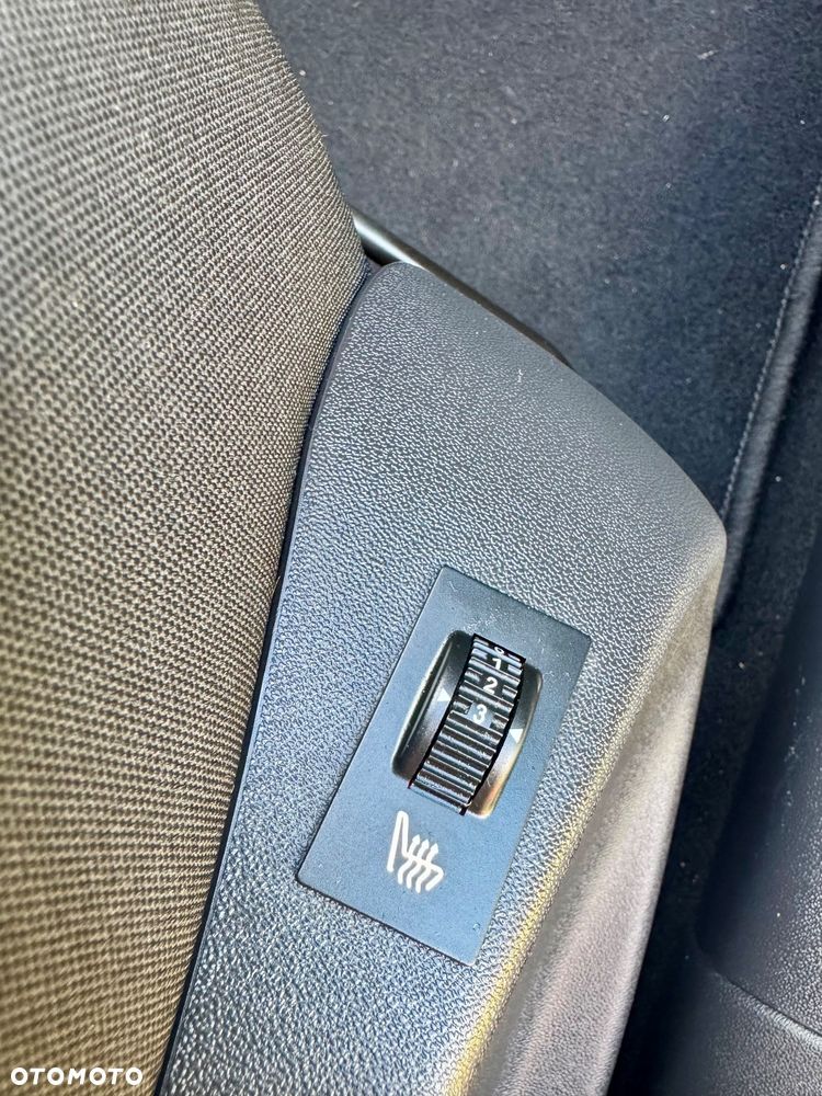 Peugeot 208 PureTech 110 Stop & Start EAT6 Allure - 12