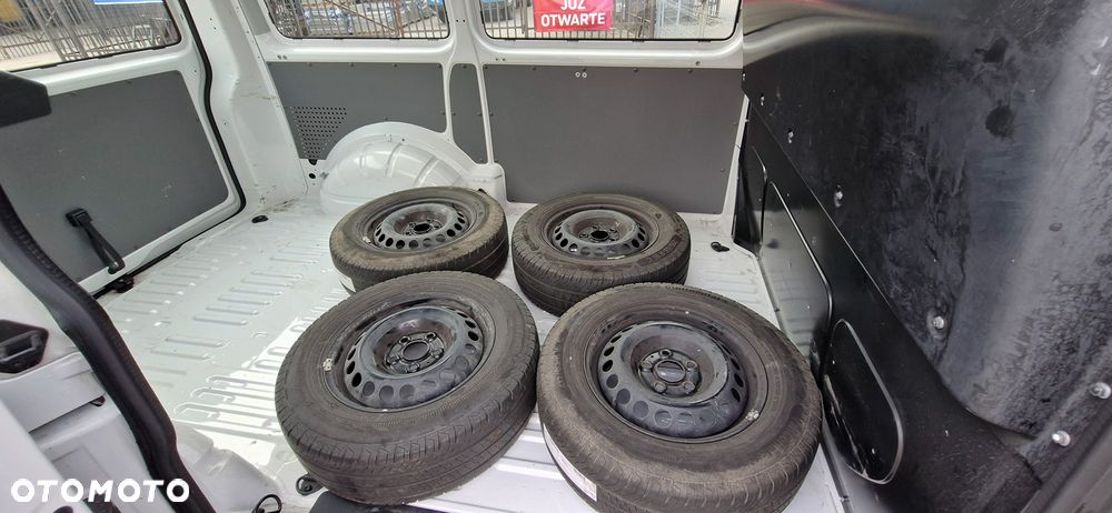 Volkswagen Transporter DSG Kurz Plus Comfortline - 12