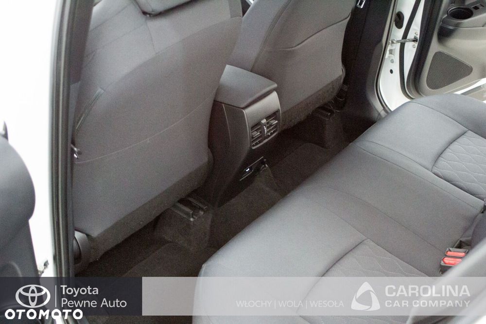 Toyota Corolla Cross - 17