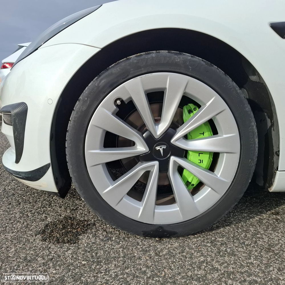 Tesla Model 3 - 5