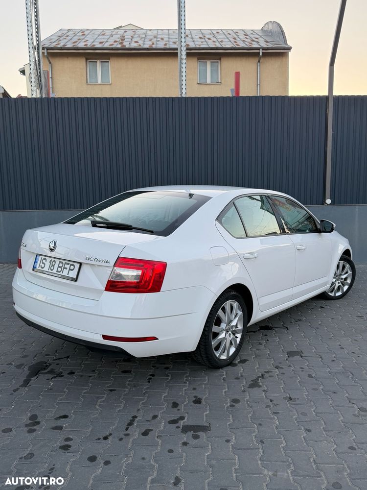 Skoda Octavia 1.6 TDI Drive - 4
