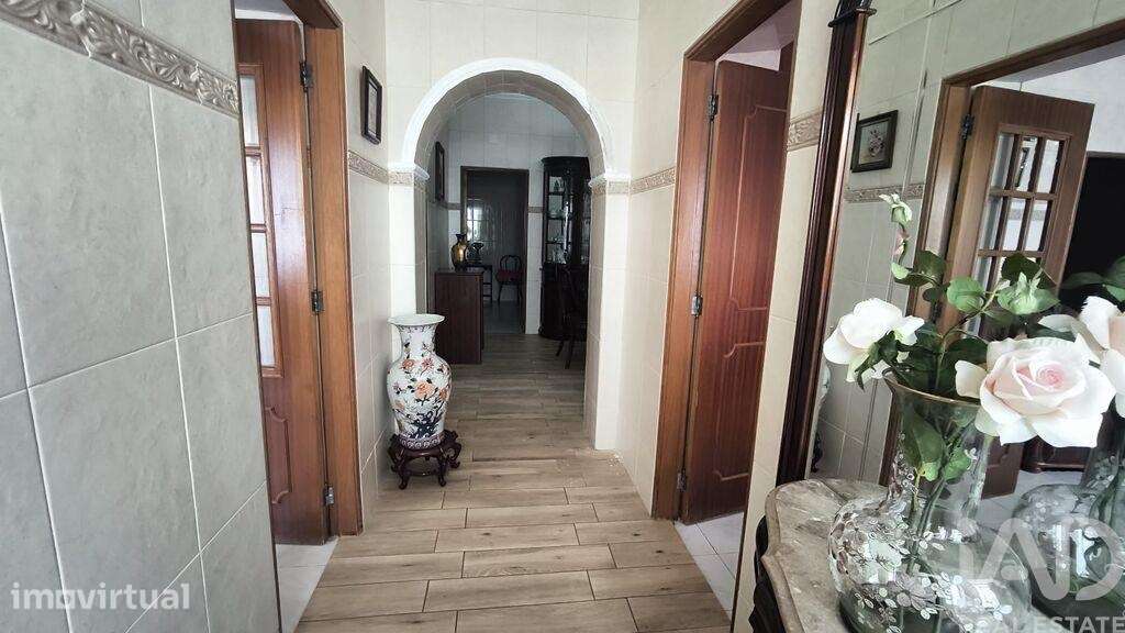 Moradia geminada T5 em Moncarapacho e Fuseta de 190 m2 - Grande imagem: 4/22