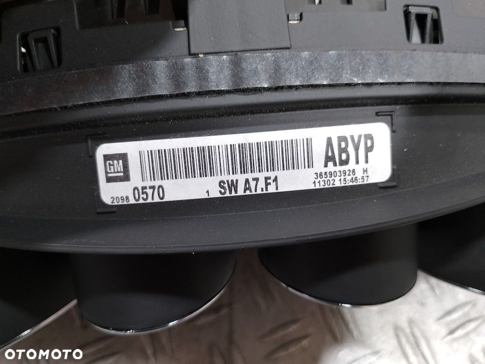 LICZNIK OPEL INSIGNIA 365903926H - 2